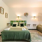 D'hote Emeraude 3* Genouille (Charente-Maritime)
