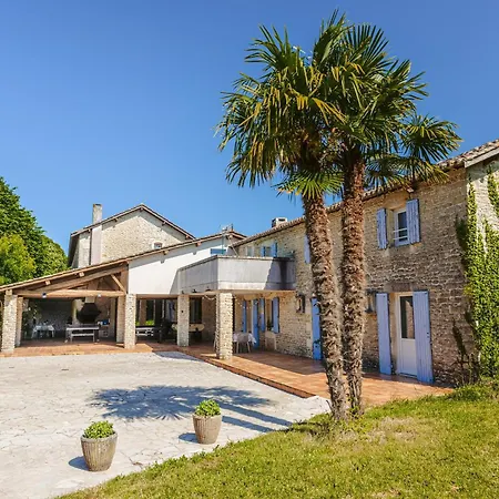 D'hote Emeraude Genouille (Charente-Maritime)