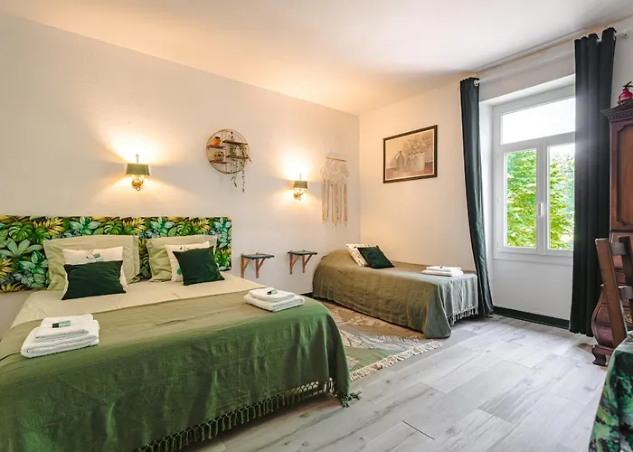 Bed and breakfast D'hote Emeraude 3*